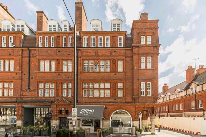 5 Bedroom Flat To Rent In Duke Street, W1K