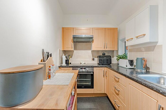 1 Bedroom Flat For Sale In Keystone Avenue, Milngavie, East Dunbartonshire, G62