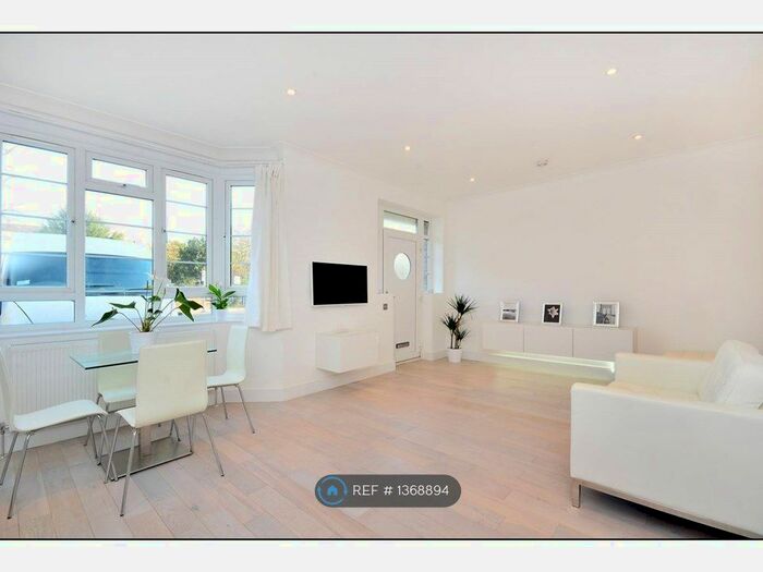 1 Bedroom Flat To Rent In Morden, London, SM4