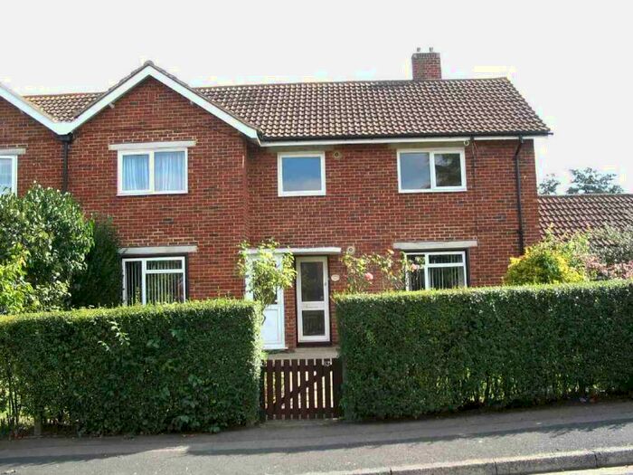 2 Bedroom Flat To Rent In Beech Road, East Malling, West Malling, Kent, ME19