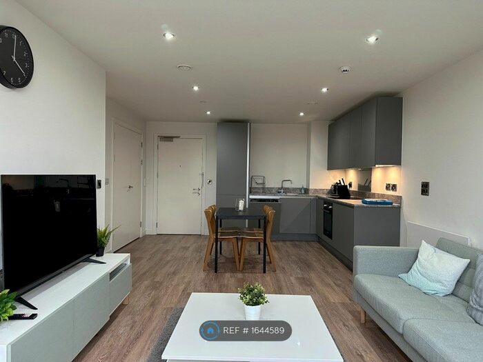 2 Bedroom Flat To Rent In Store Street, Manchester, M1