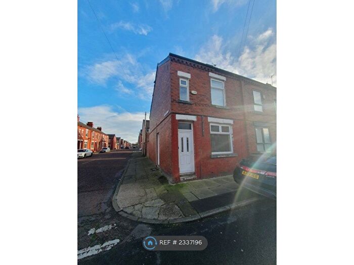 1 Bedroom Flat To Rent In Ashley Street, Salford, M6