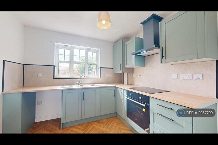 3 Bedroom Semi Detached House To Rent In Cobden St, Manchester, M9