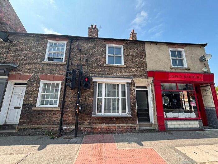 2 Bedroom Terraced House To Rent In North Street, Ripon, North Yorkshire, HG4