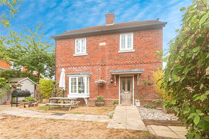 1 Bedroom House For Sale In Blackthorn Close, Baughurst, Tadley, Hampshire, RG26