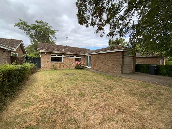 2 Bedroom Detached Bungalow For Sale In Hesketh Road, Yardley Gobion, Towcester, NN12