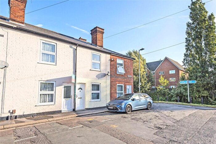 2 Bedroom Terraced House To Rent In Lower Brook Street, Reading, Berkshire, RG1