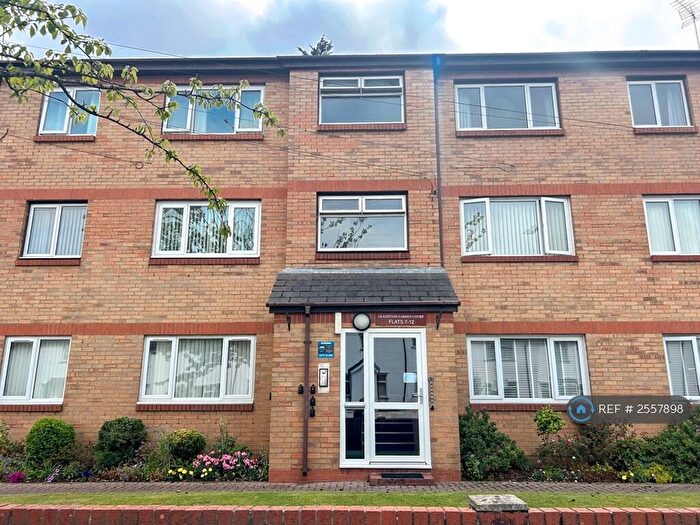 2 Bedroom Flat To Rent In Gladstone Gardens Court, Barry, CF62
