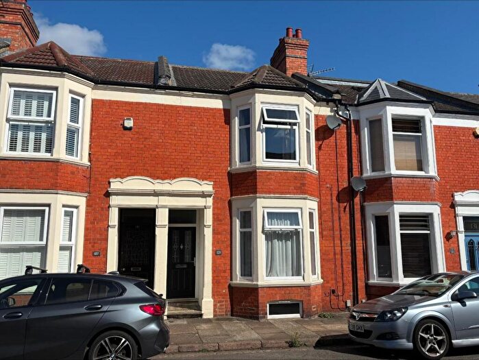 3 Bedroom Terraced House For Sale In Ashburnham Road, Abington, Northampton, NN1