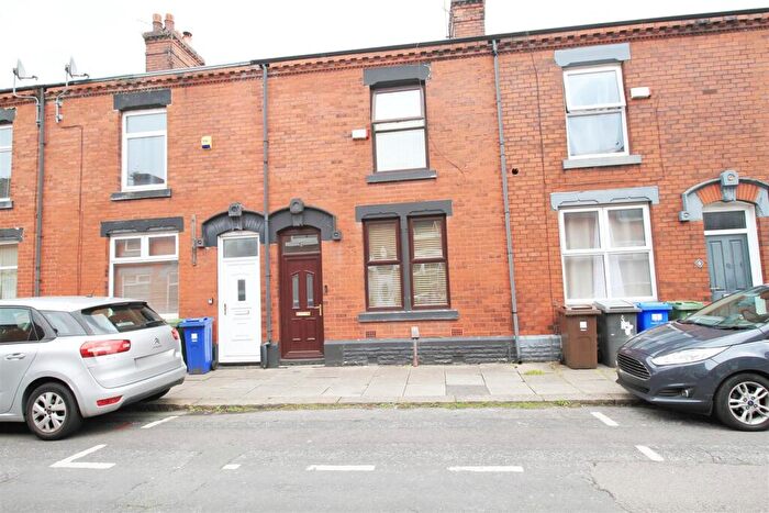 2 Bedroom Terraced House For Sale In Gresham Street, Denton, Manchester, M34