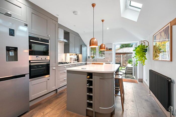 4 Bedroom Terraced House For Sale In New Road, Weybridge, KT13