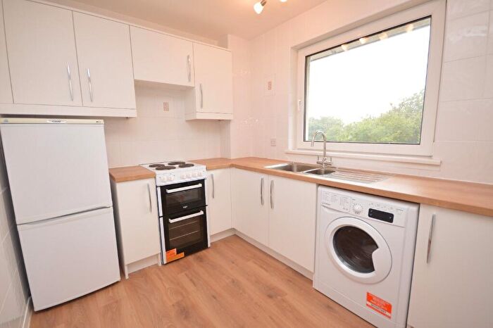 1 Bedroom Flat To Rent In Thrums, East Kilbride, South Lanarkshire, G74