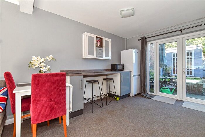 3 Bedroom Terraced House For Sale In Rectory Way, Kennington, Ashford, Kent, TN24