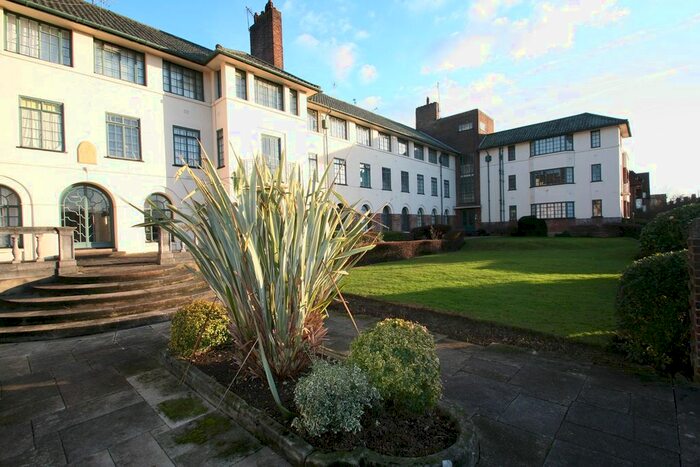 1 Bedroom Studio To Rent In Finchley Road, London, NW11