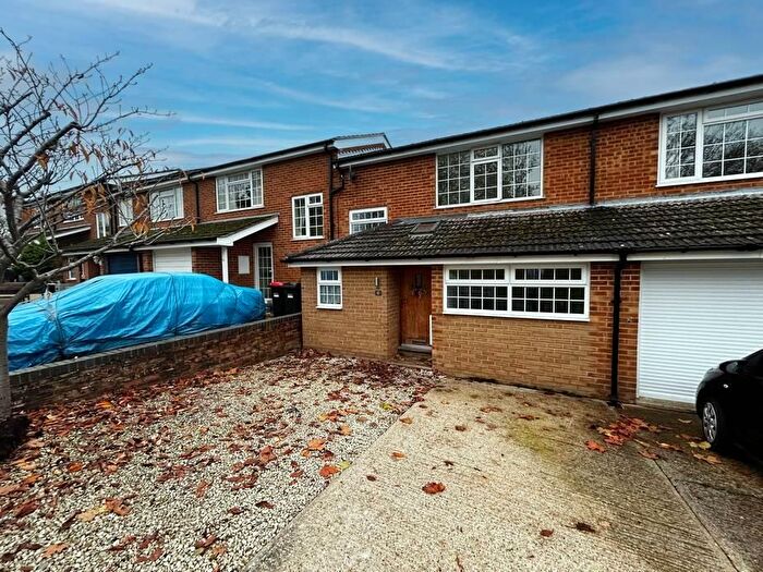 3 Bedroom Terraced House To Rent In Kilpin Green, North Crawley, MK16
