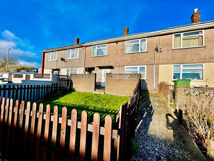 3 Bedroom Terraced House For Sale In Elm Drive, Risca, Newport, NP11