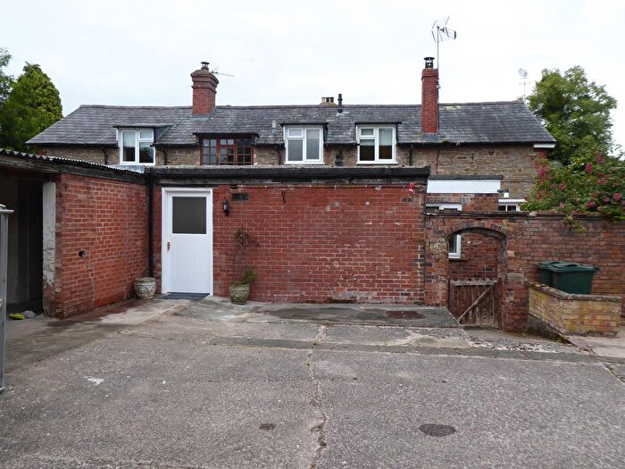 2 Bedroom Barn Conversion To Rent In Caynham, Ludlow, SY8