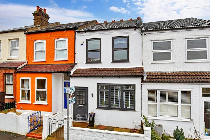 2 Bedroom Terraced House For Sale In Constance Road, Sutton, Surrey, SM1