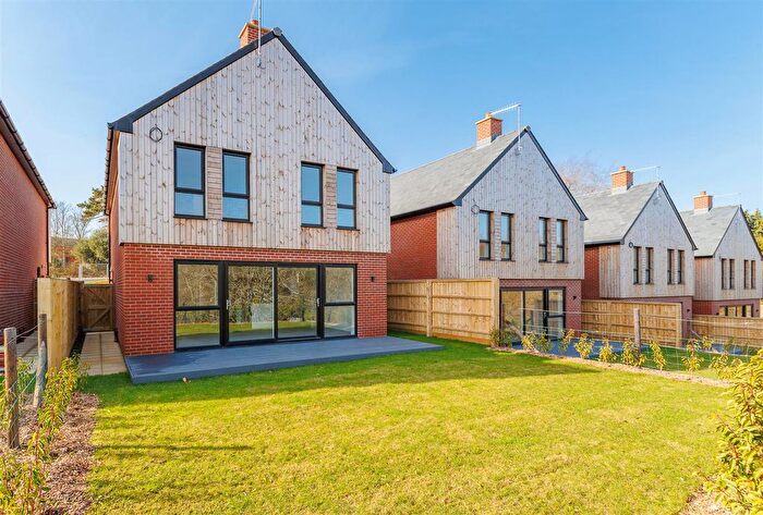 5 Bedroom Detached House For Sale In Off Sandy Lane, Gatcombe, Nr Newport, PO30