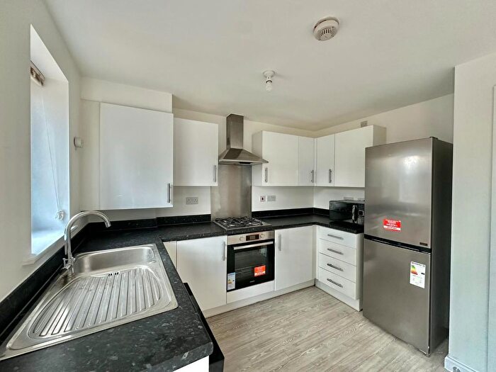 4 Bedroom Property To Rent In Varcoe Gardens, Hayes, UB3