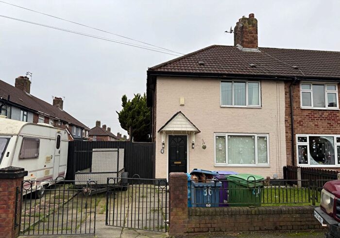 3 Bedroom Town House For Sale In Snowberry Road, Liverpool, Merseyside, L14