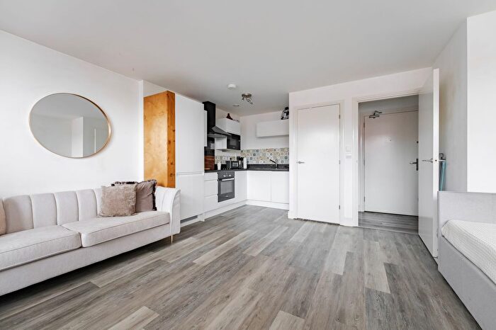 1 Bedroom Flat For Sale In Prince Of Wales Road, Norwich, NR1