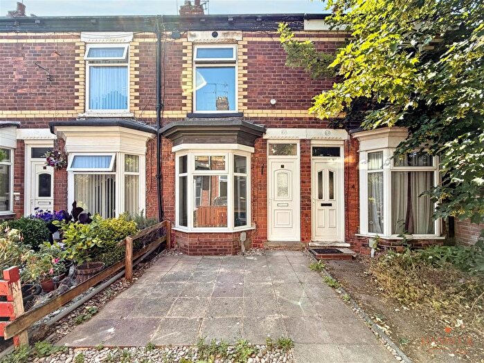 2 Bedroom Terraced House For Sale In Roslyn Avenue, Blenheim Street, Hull, HU5