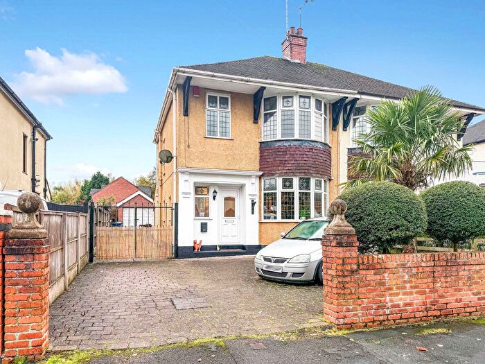 3 Bedroom Semi-detached House For Sale In Greenacres Avenue, Blythe Bridge, Stoke-On-Trent, ST11