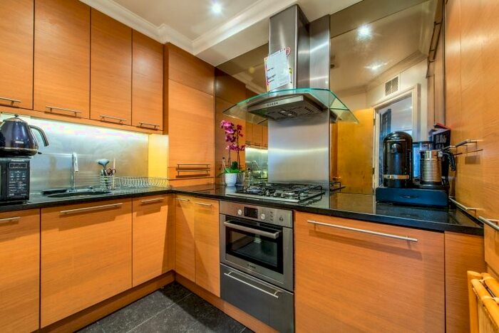 1 Bedroom Flat To Rent In Lancaster Gate, London, W2