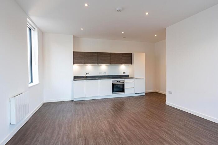 2 Bedroom Apartment To Rent In Thornhill Court, Oxford, OX3