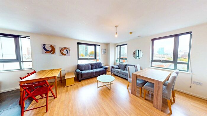 2 Bedroom Flat To Rent In City Gate, Blantyre Street, M15