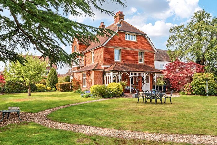 5 Bedroom Detached House For Sale In Bridge Road, Cranleigh, GU6