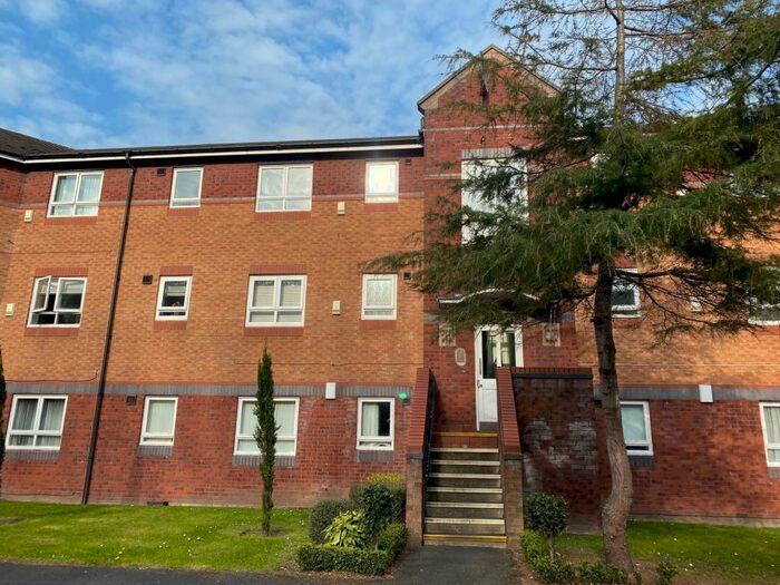 2 Bedroom House To Rent In Princes Gardens, L3