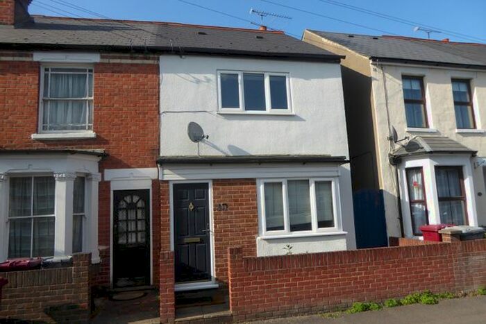 3 Bedroom End Of Terrace House To Rent In Queens Road, Reading, RG4