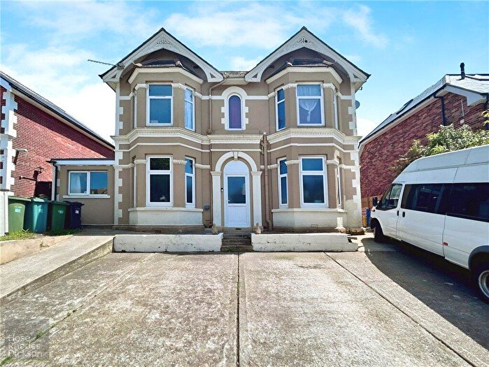 9 Bedroom Detached House For Sale In Wilton Park Road, Shanklin, PO37