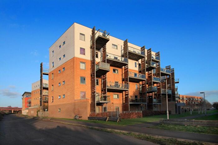 1 Bedroom Apartment To Rent In Rustat Avenue, Cambridge, CB1