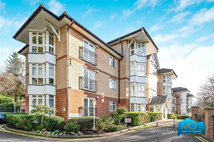 2 Bedroom Flat To Rent In Riverside Gardens, London, N3