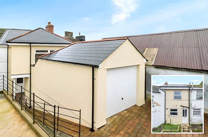 3 Bedroom Cottage For Sale In Laburnum Row, Callington, Cornwall, PL17