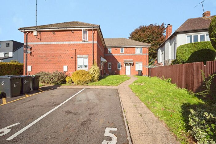 2 Bedroom Flat To Rent In Grayshott Close, Birmingham, West Midlands, B23