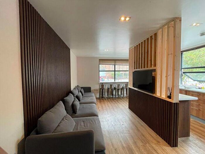 8 Bedroom End Of Terrace House To Rent In Lewes Road, Brighton, BN2