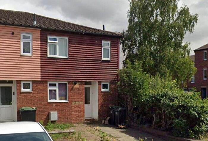 3 Bedroom End Of Terrace House To Rent In College Road, Sandy, SG19