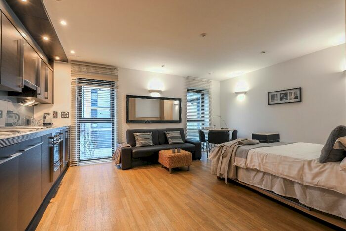 Studio To Rent In Terrace Apartments, Drayton Park, Highbury, N5