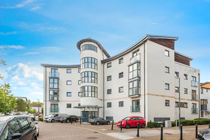 2 Bedroom Apartment To Rent In Pasteur Drive, Swindon, SN1