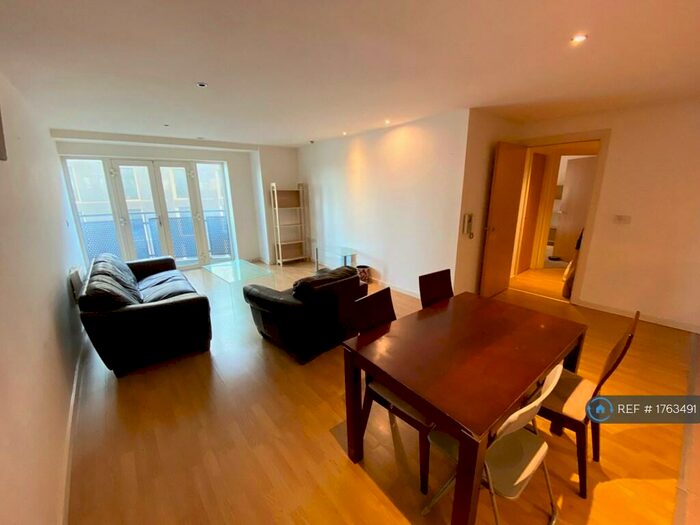 2 Bedroom Flat To Rent In Masshouse Plaza, Birmingham, B5