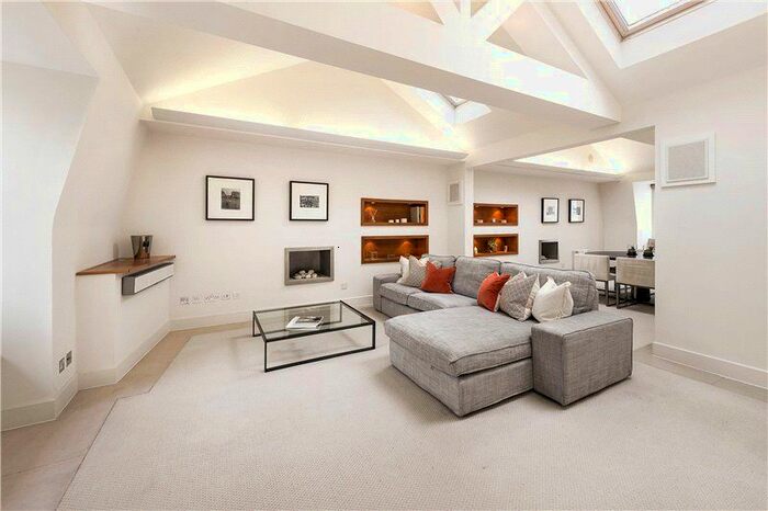 2 Bedroom Flat To Rent In Onslow Gardens, South Kensington, London, SW7