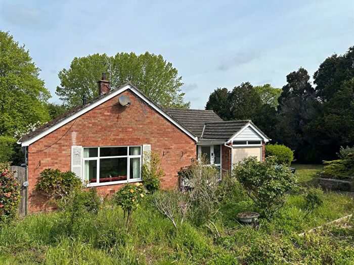 3 Bedroom Detached Bungalow For Sale In Fairfield Road, Bungay, NR35