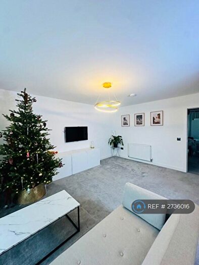 2 Bedroom Flat To Rent In Springfield Gardens, Glasgow, G31