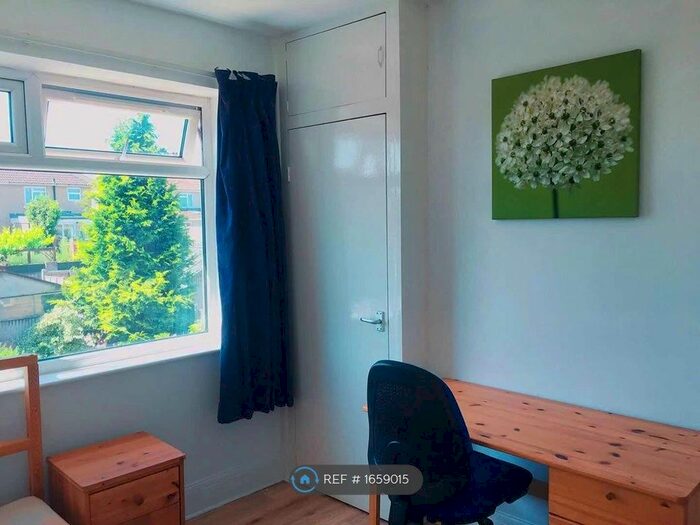 4 Bedroom Terraced House To Rent In Mackie Road, Filton, Bristol, BS34