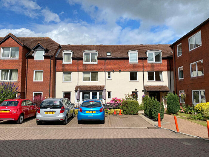 1 Bedroom Retirement Property For Sale In Homeabbey House, High Street, Tewkesbury, GL20