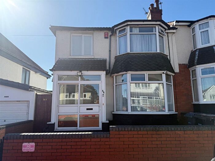 3 Bedroom Semi-Detached House For Sale In Grafton Road, Handsworth, B21